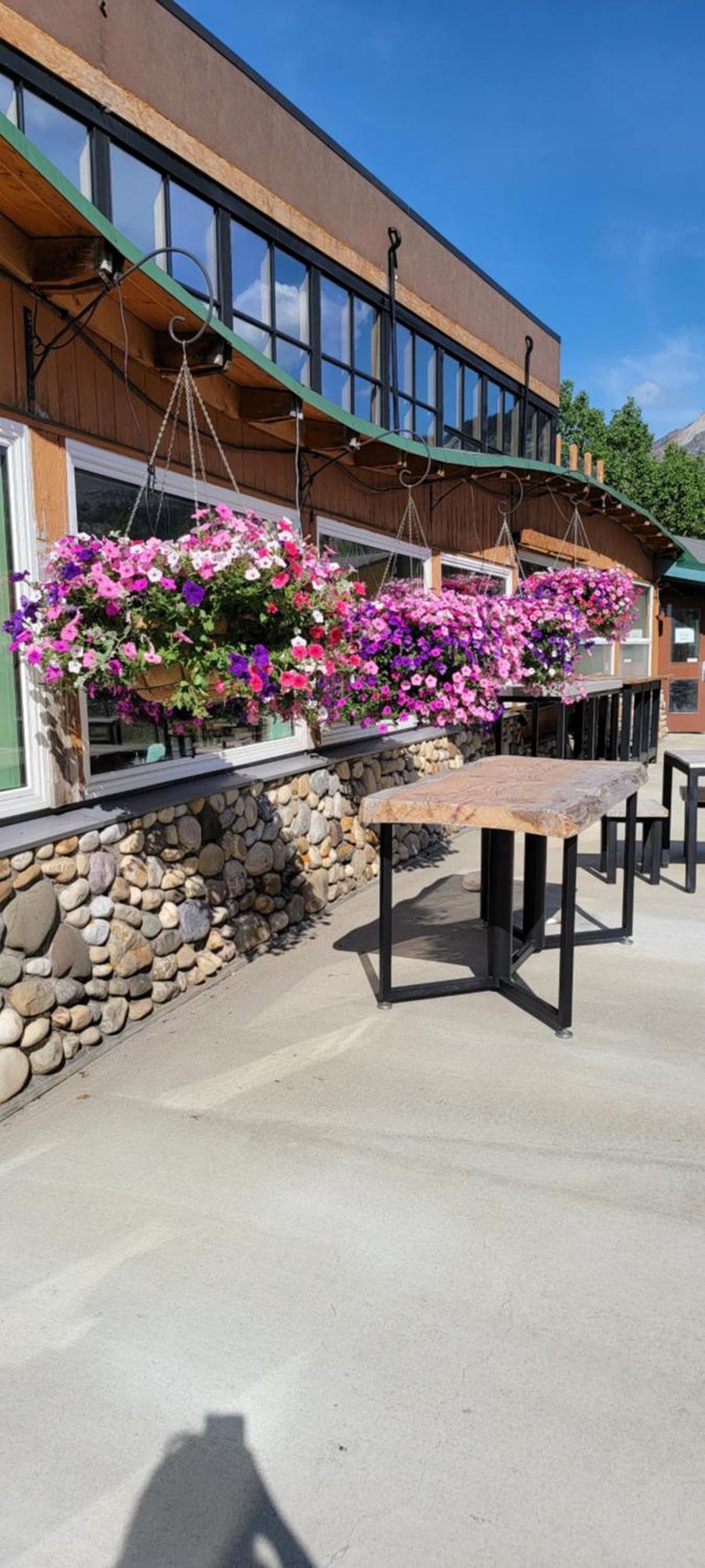 Waterton Lakes Lodge Resort Exterior photo